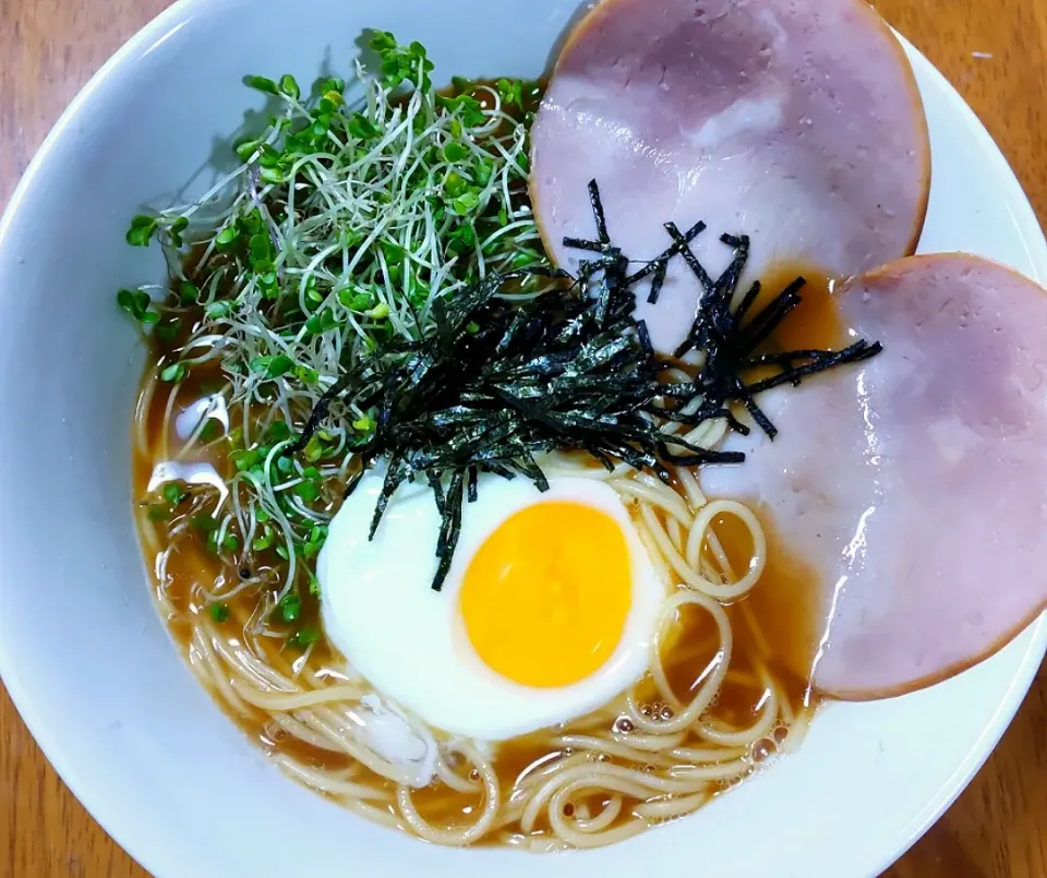 Snapdishの料理写真:１２月２日　徳島ラーメン！|いもこ。さん