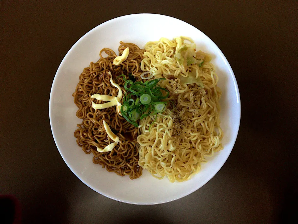 カップ焼きそば(塩&ソース)|ばーさんさん