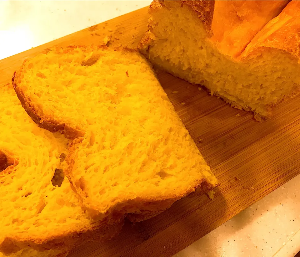 ももさんの料理 何と水分はミカンだけ(((o(*ﾟ▽ﾟ*)o)))みかんで焼くみかん食パン‼|ベルさん