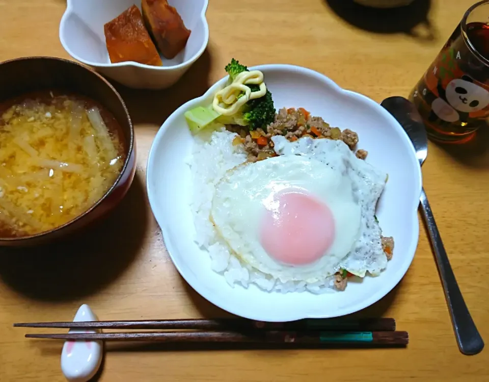 Snapdishの料理写真:晩ごはん🌃|しまだ ちえこさん