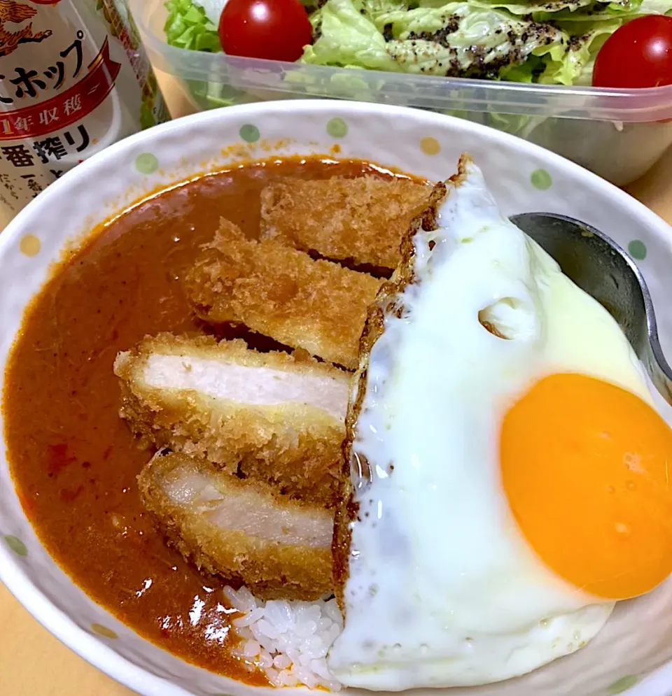 Snapdishの料理写真:単身赴任中の男飯(カツカレー)|おおもりの星さん