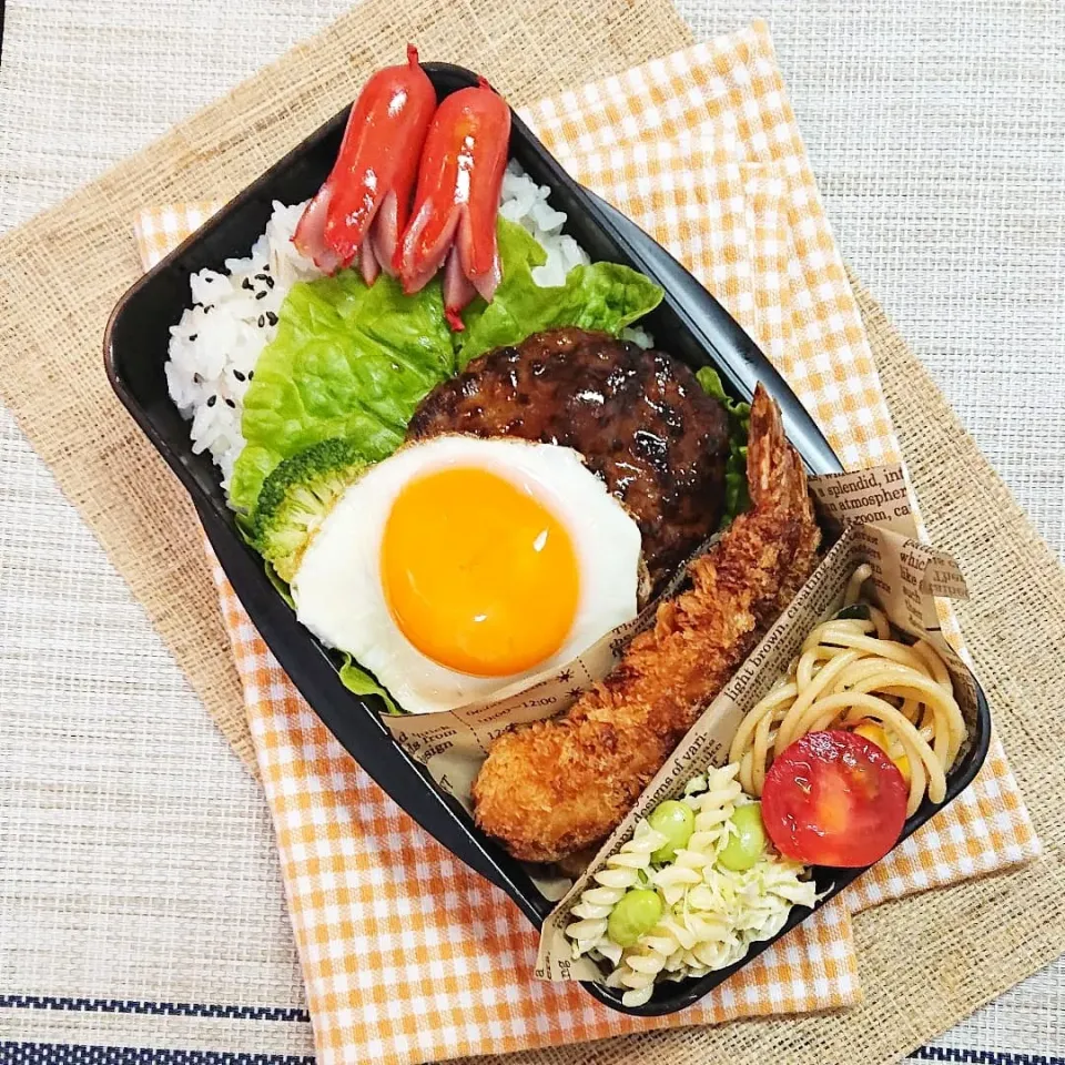 Snapdishの料理写真:ハンバーグのお弁当|yokko**さん