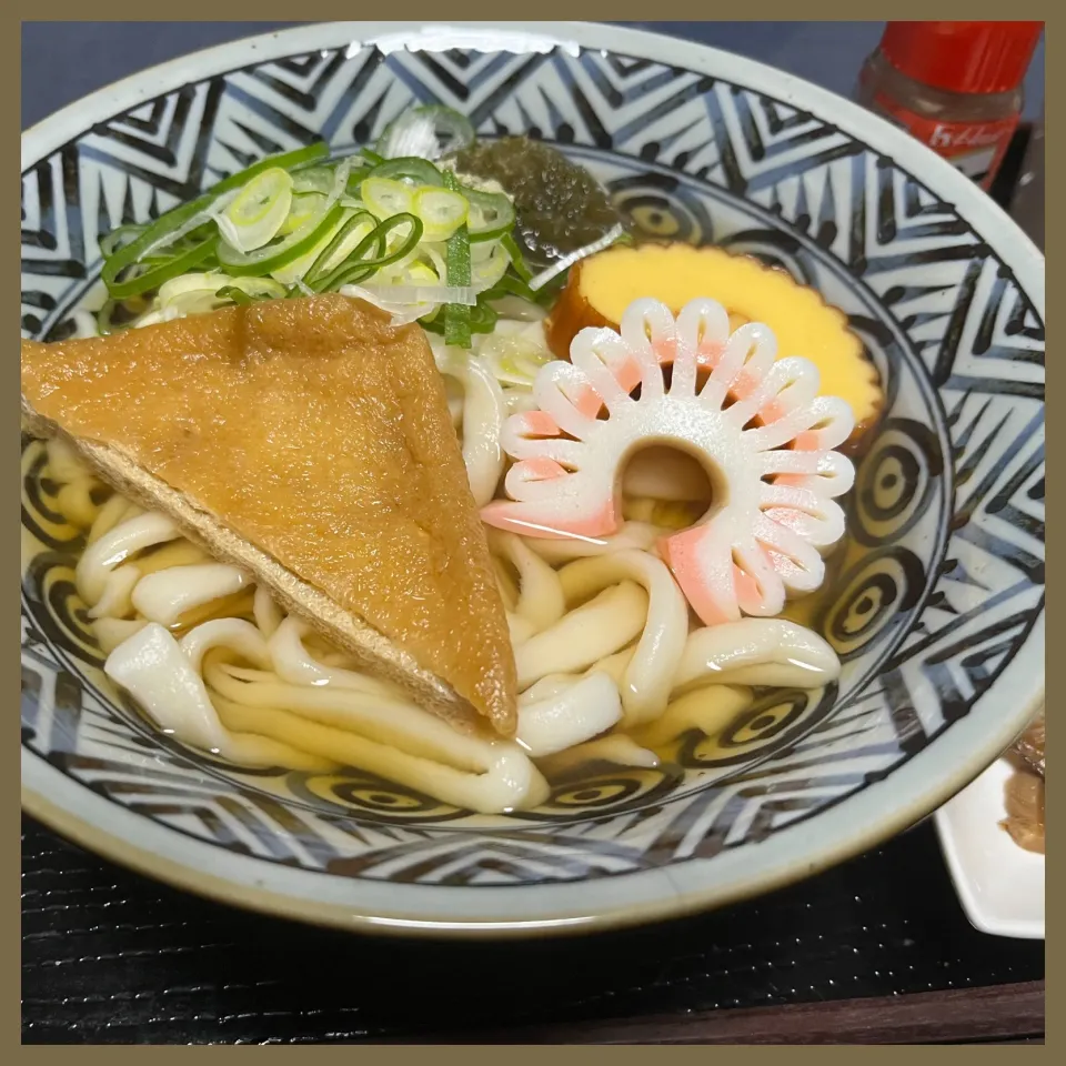 ねりデコきつね手打ちうどん❤️|いのっちさん