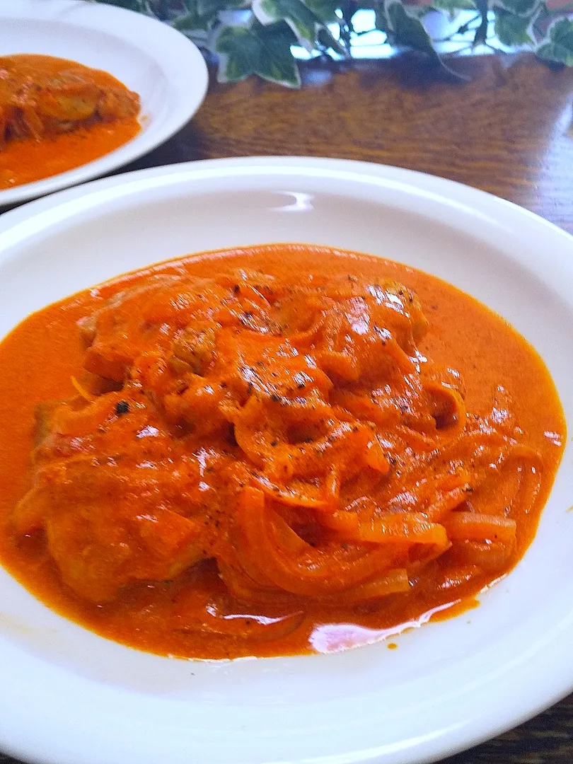 鶏肉のトマトクリーム煮込み|マイケルの料理さん