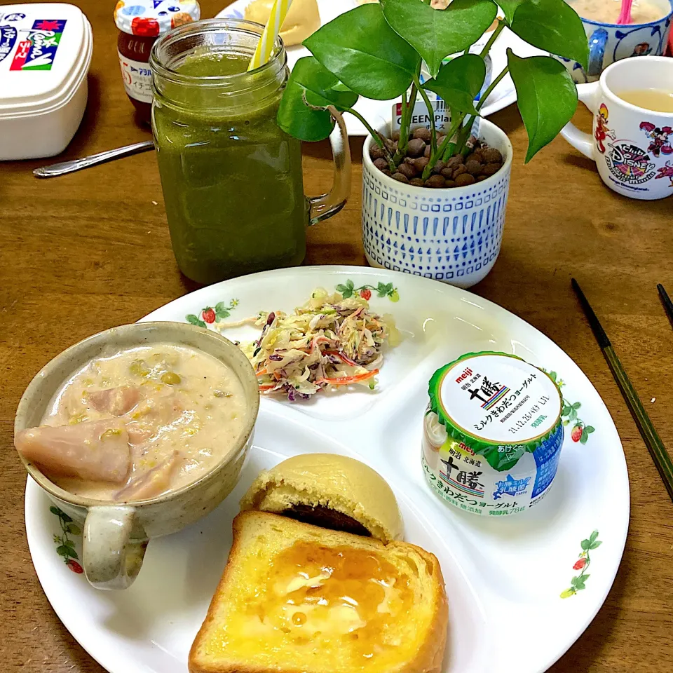 Snapdishの料理写真:朝ごはん|みんみんさん