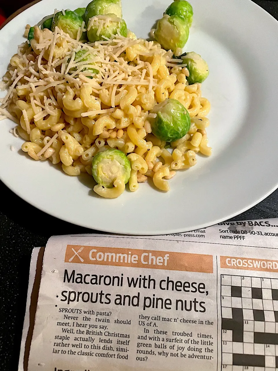 Macaroni w/ sprouts, vegan cheese & pine nuts (Morning Star Commie Chef recipe)|Nick Hiderさん