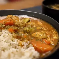 鶏肉とそら豆のカレー🍛
の晩ごはん✨|kaz(*･ω･)さん