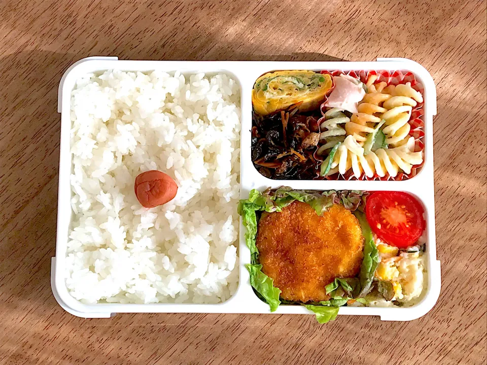 Snapdishの料理写真:グラタンコロッケ弁当|703さん