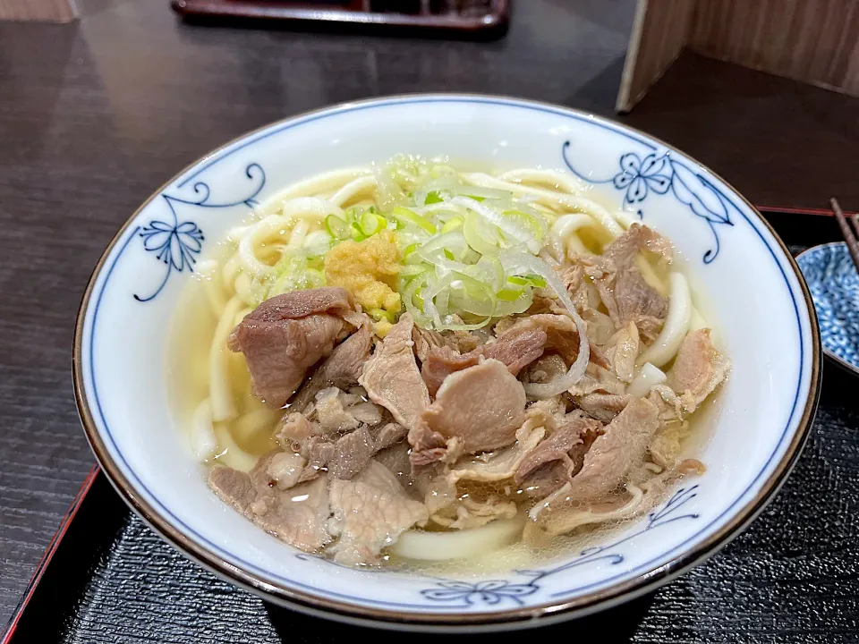 肉うどん|マハロ菊池さん