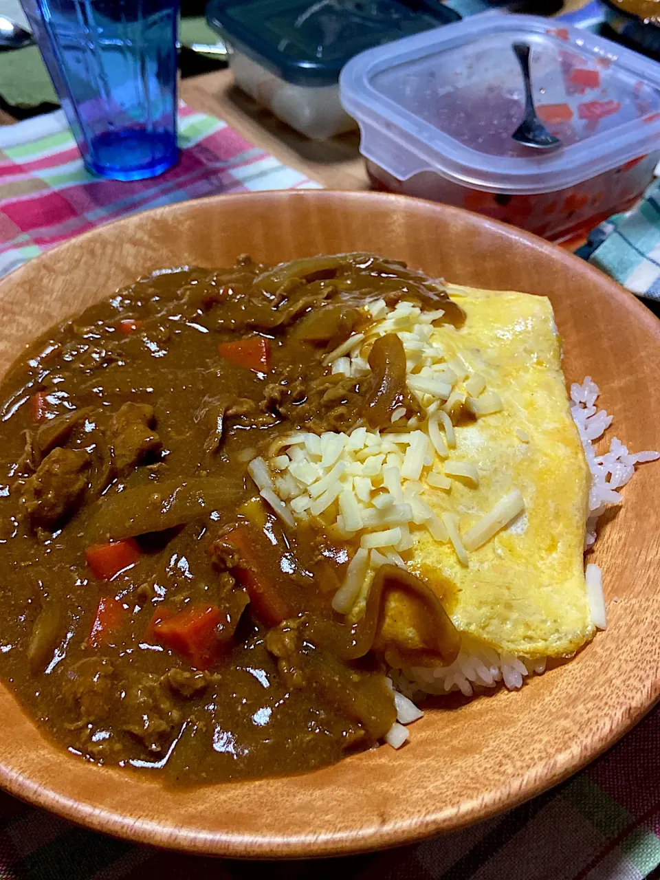 お夕飯。今年最後のカレーかなぁ？|renharuruさん