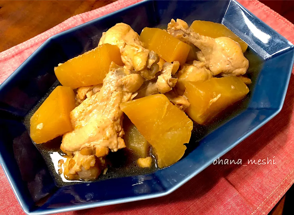 大根と鶏手羽元の煮物|nachiさん