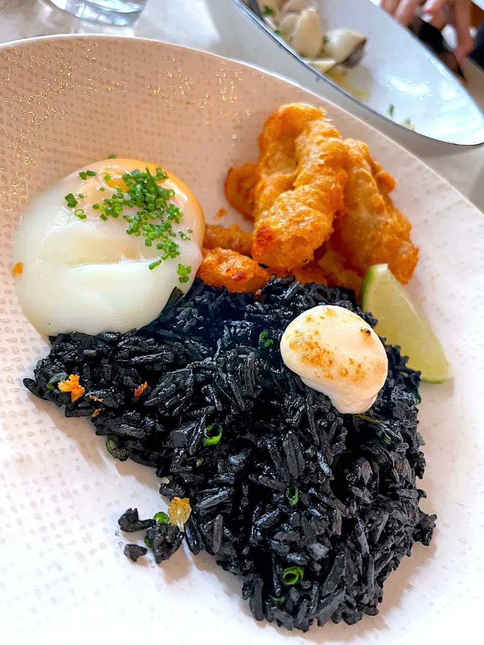 squid ink pasta with calamari|hweeyhさん