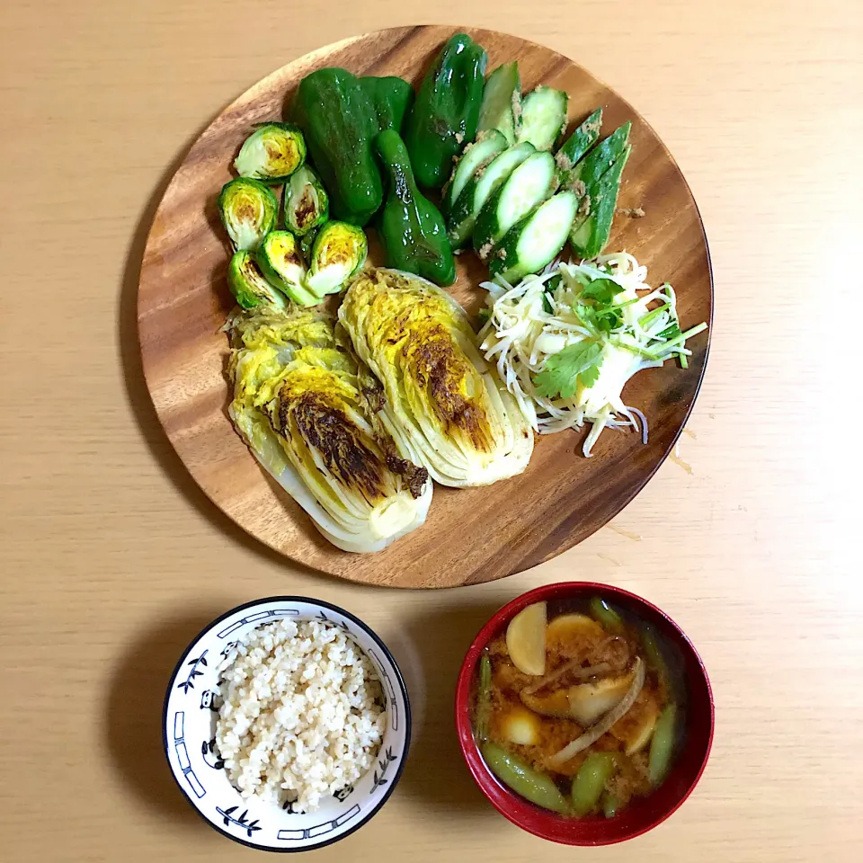 #vegan 
ミニ白菜ステーキ|makiko_aさん