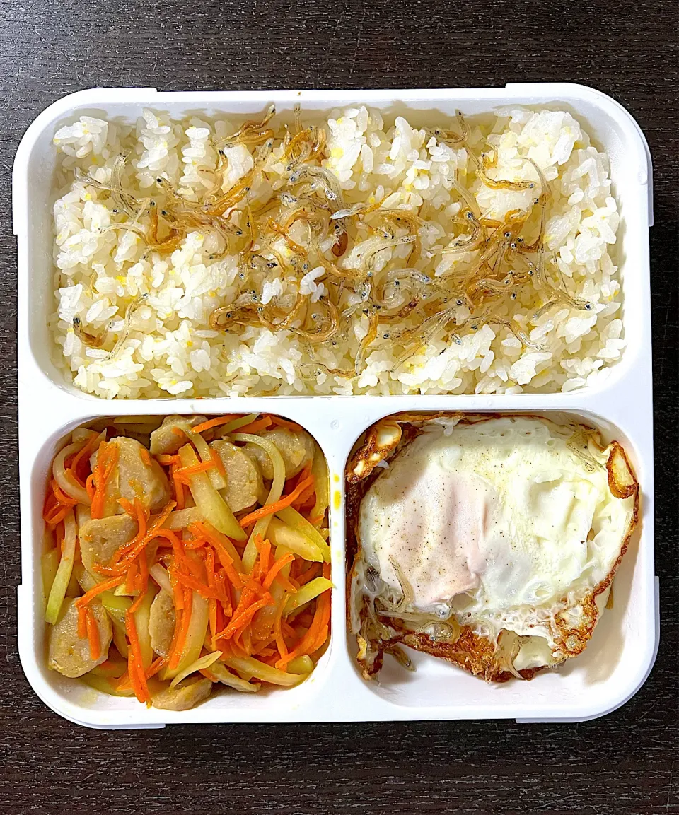 Telor ceplok bento|yeni kartikasariさん