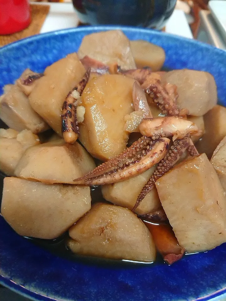 里芋とイカの煮物|食事メモメモさん