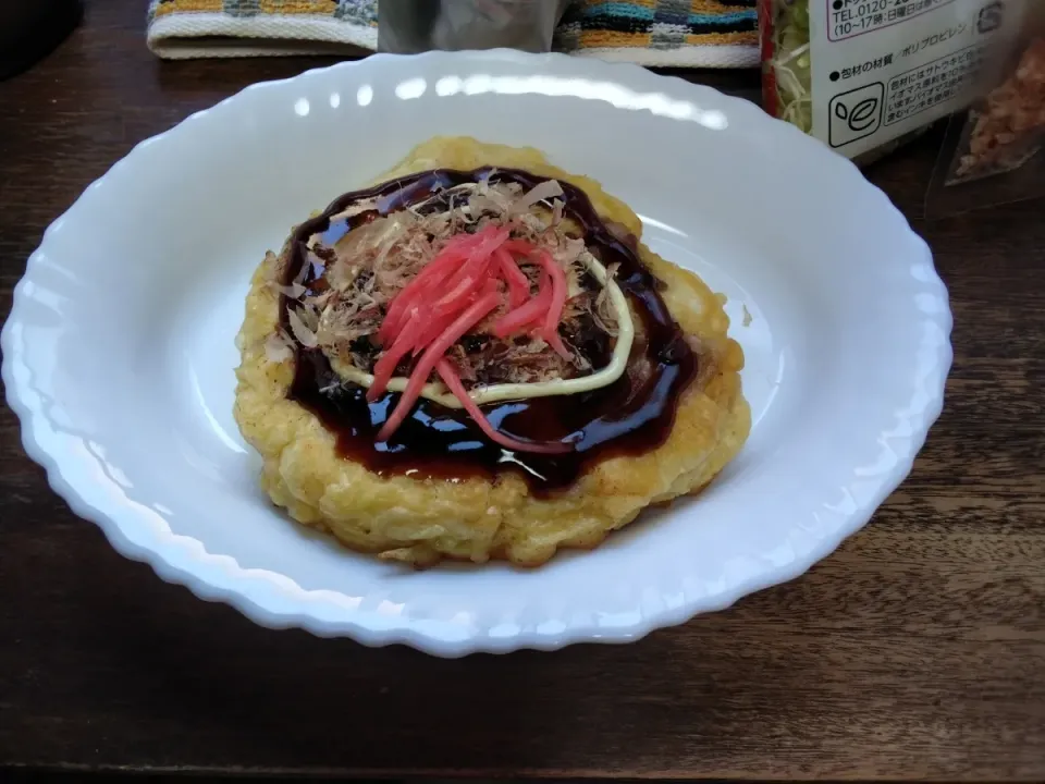 Snapdishの料理写真:お好み焼き粉でお好み焼き|にんにくと唐辛子が特に好き❤️(元シャリマー)さん