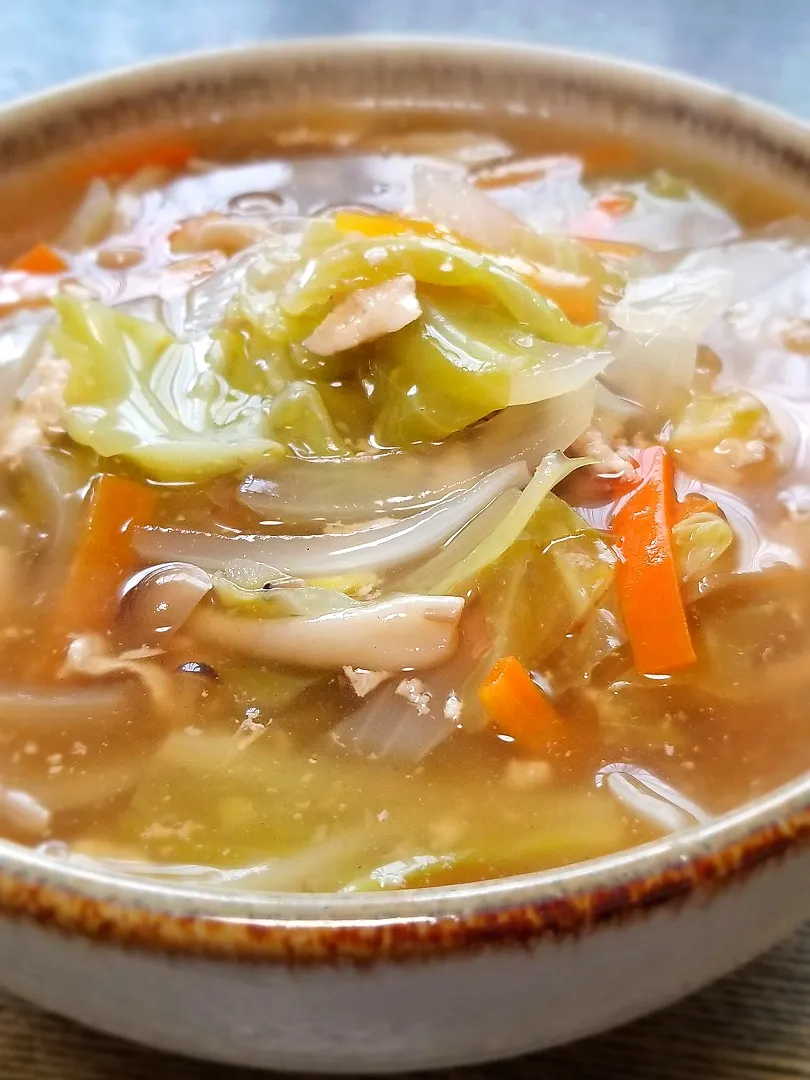 パパ作👨酸辣湯麺|ぱんだのままんさん