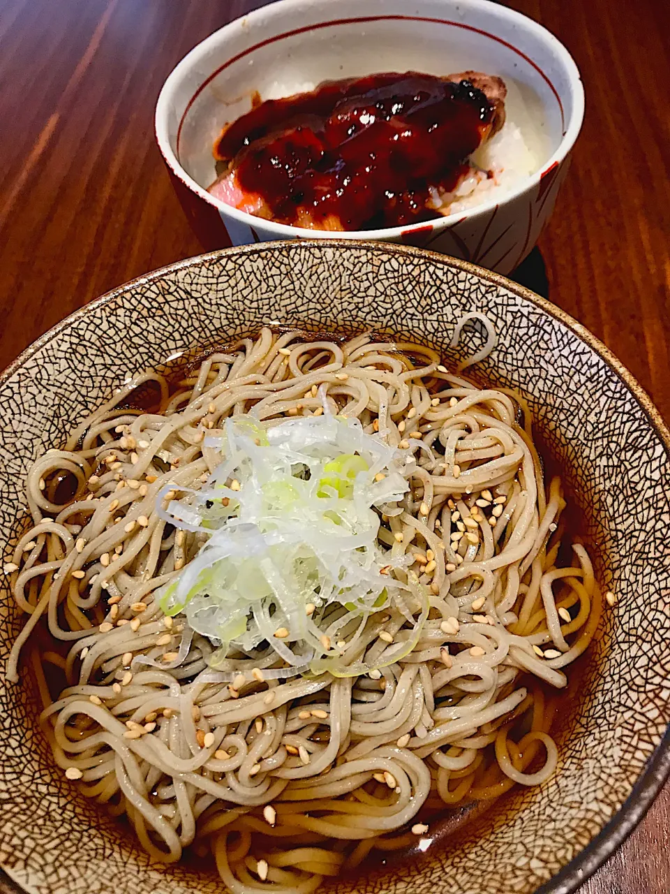 冷がけカツオイルそばとポークソテー丼|deekay71さん