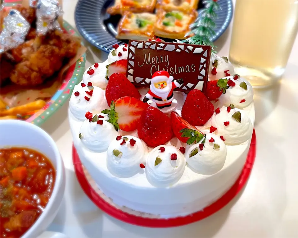 Snapdishの料理写真:クリスマスケーキ|tommmさん