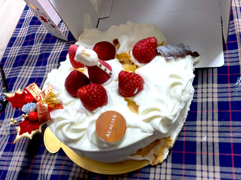 アカシエのイチゴクリスマスケーキがぁ😱😱|Junko Iimuraさん