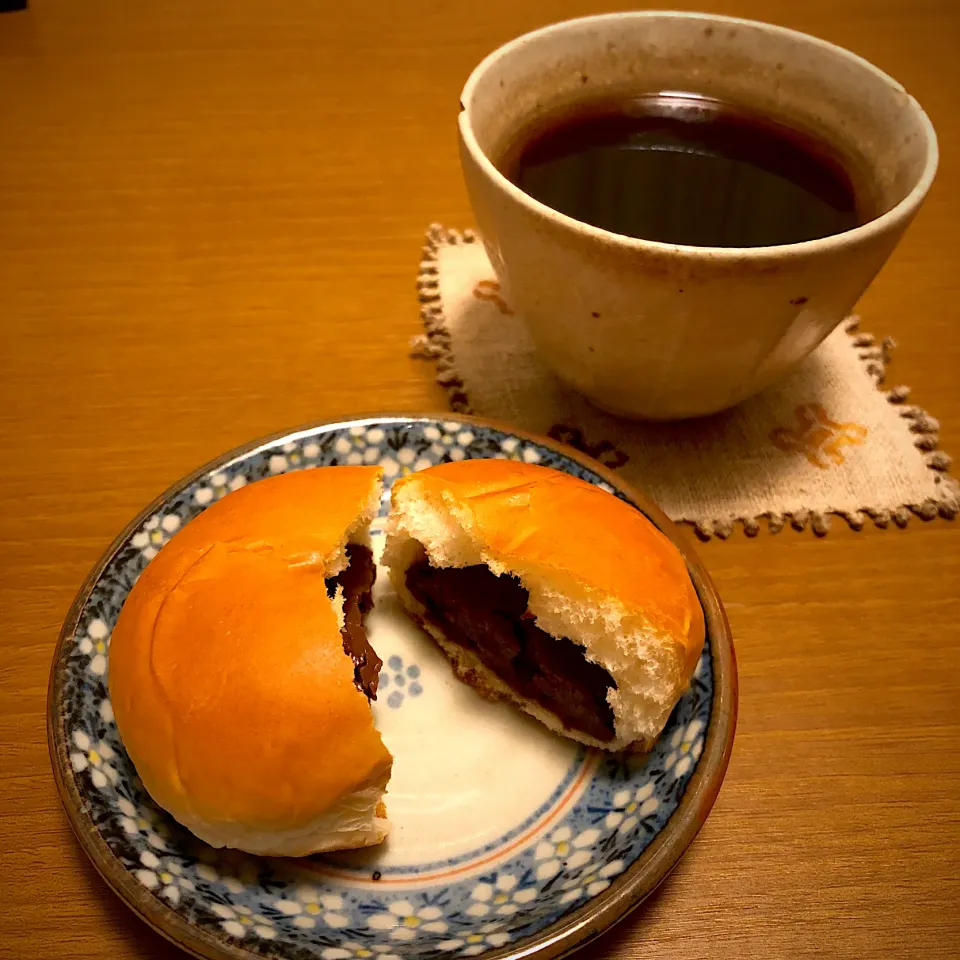 12月21日 食後にチョコクリームパン|mikochieさん