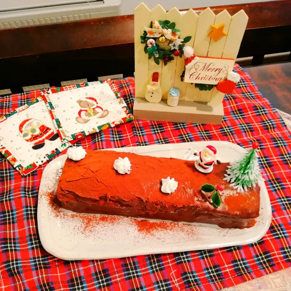 Snapdishの料理写真:クリスマスケーキ🎄|naonaomimichanさん