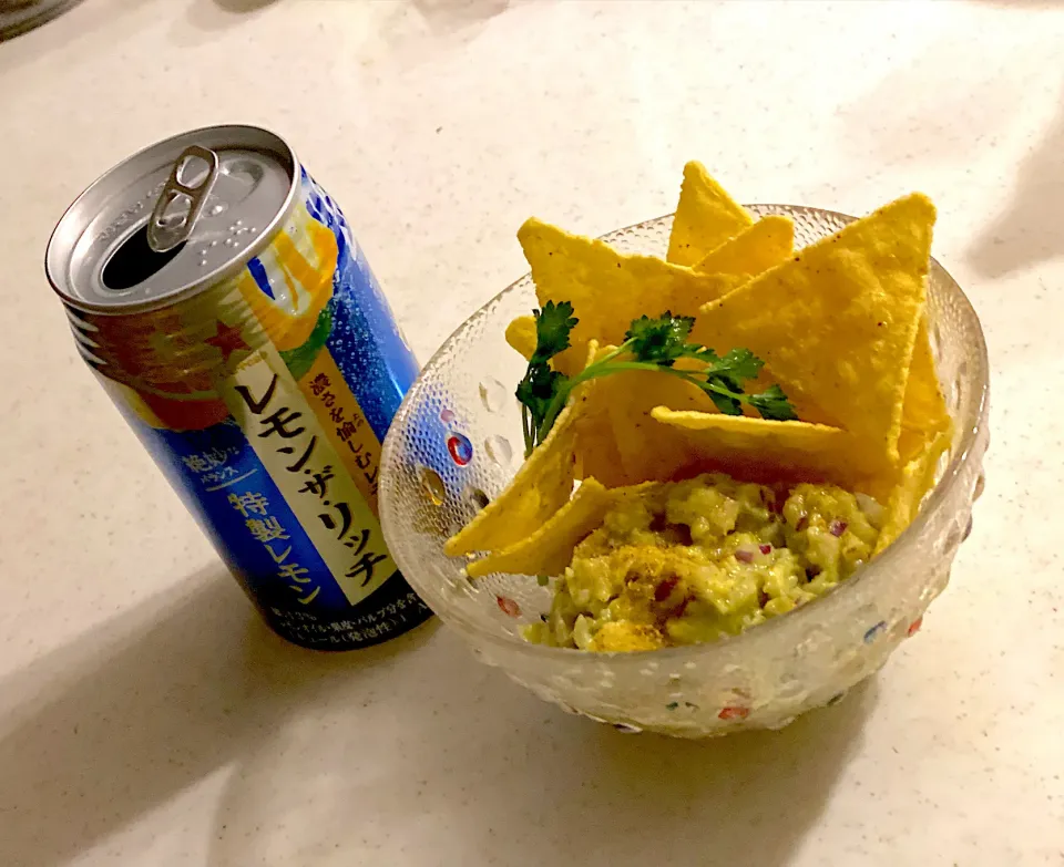 アボカド🥑がダメになる前に、即席ワカモレ|Megさん