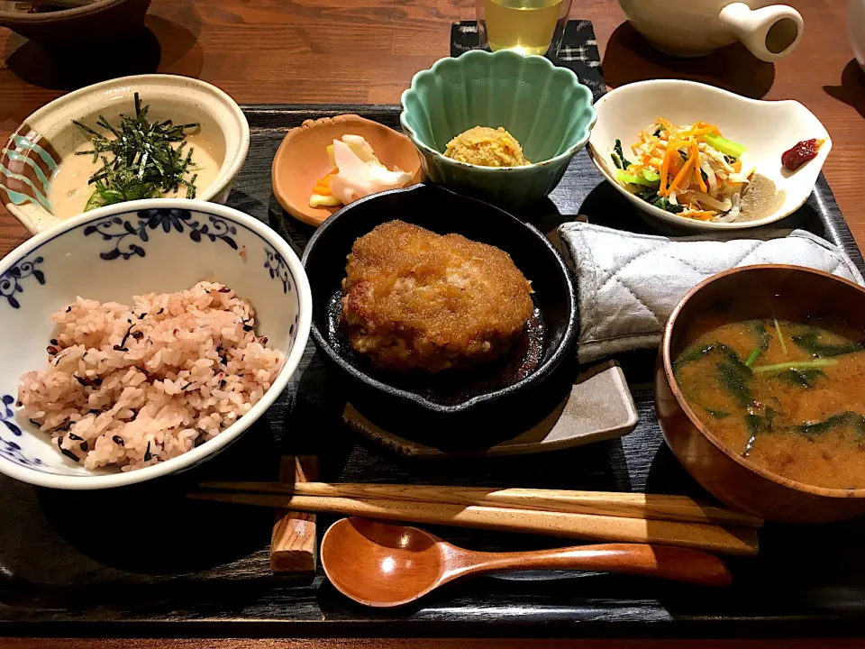 一汁三菜定食（和風ハンバーグ）|こいちさん