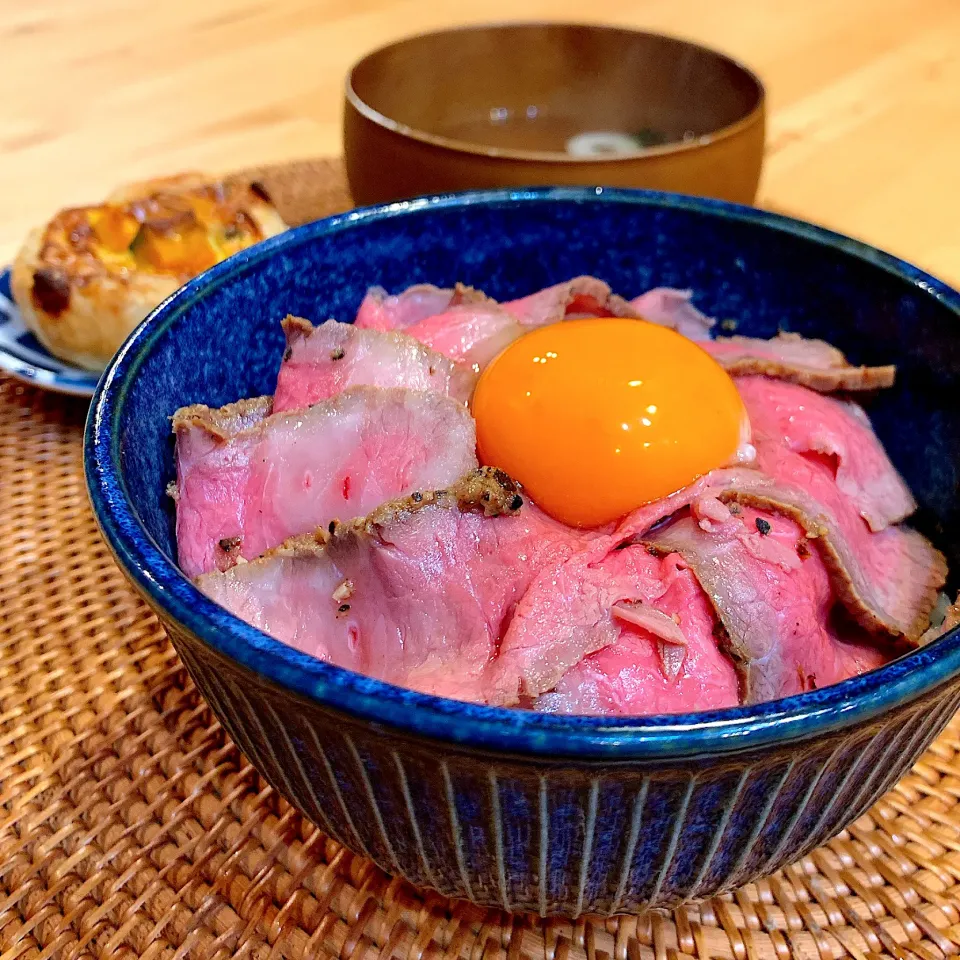 ローストビーフ丼✴︎|あやみんさん