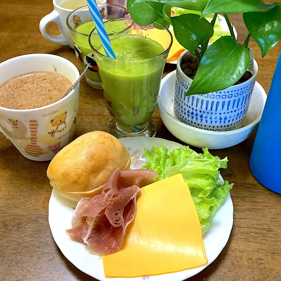 Snapdishの料理写真:朝食|みんみんさん