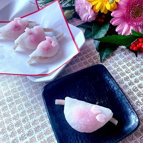 「液みそ 白みそ」を使ってみたSnapdishの料理・レシピ写真:花びら餅〜🌸