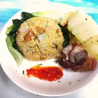 Snapdishの料理写真:cơm chiên cà ri bò|Falseさん