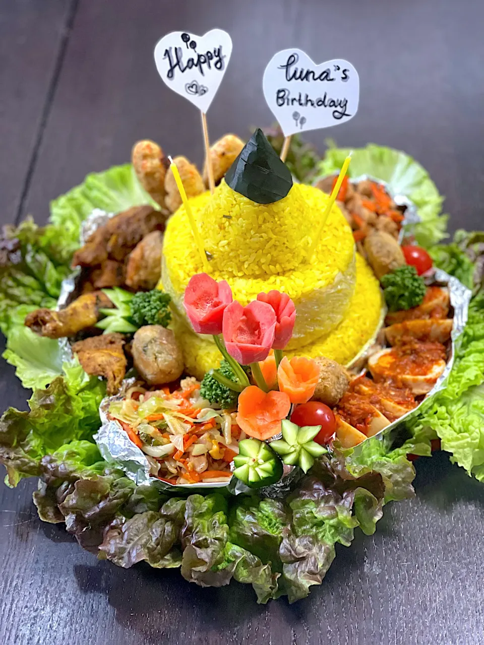 Snapdishの料理写真:Nasi Tumpeng|yeni kartikasariさん