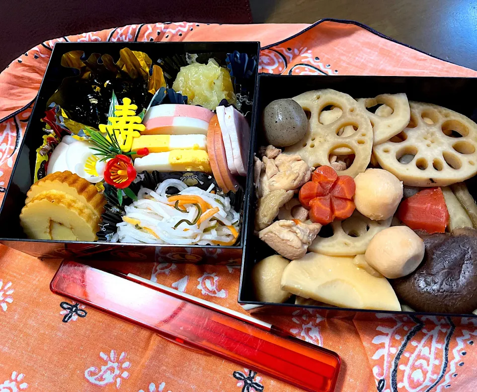 Snapdishの料理写真:お節弁当🍱|ナガマンさん