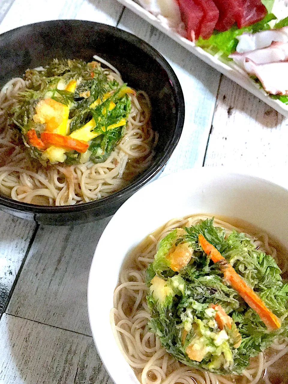 大晦日も人参を食べ尽くそう🥕人参の葉っぱのかき揚げで年越し蕎麦|🌺🌺Foodie🌺🌺さん