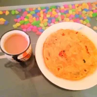 Snapdishの料理写真:Famous Gujarati Thepla with stress realising "masala tea" 
#yumyumfood #deliciousfood #spicelover|Archanaさん