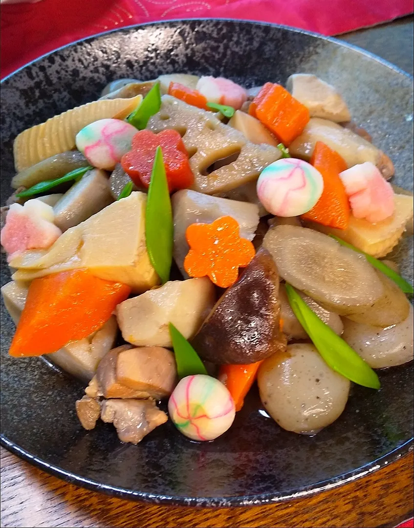 マイケルの料理さんの見た目が鮮やか！　お煮しめ #楽天レシピ|楽天レシピさん