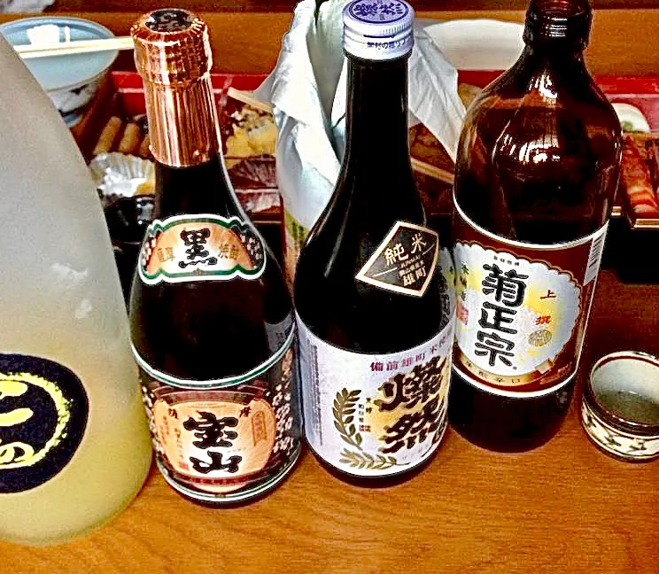 初詣から帰ってとりあえず日本酒・・|ばくあんしゃさん