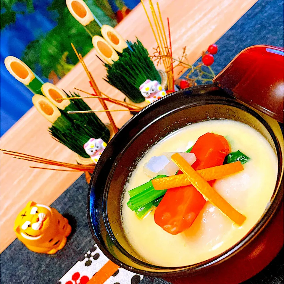 Snapdishの料理写真:新年2日目は　白味噌仕立ての京風雑煮です。🎍🐯🎍|Sの食卓さん