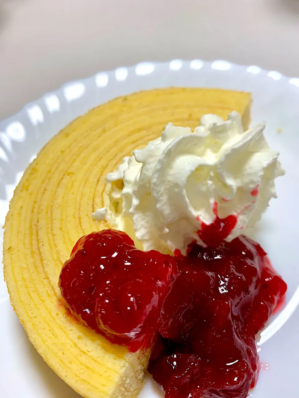 German Tree Cake and Homemade Cranberry Sauce|gonbenさん