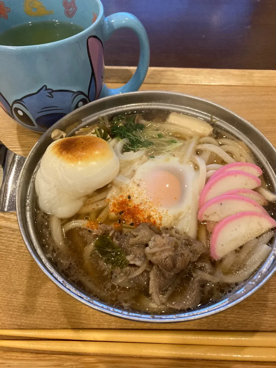 鍋焼き月見力肉うどん|なつこいっきママさん