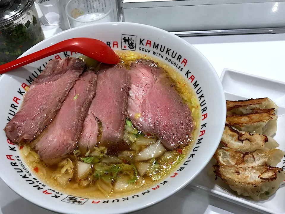 Snapdishの料理写真:神座　プレミアムチャーシューラーメン|けんじろうさん