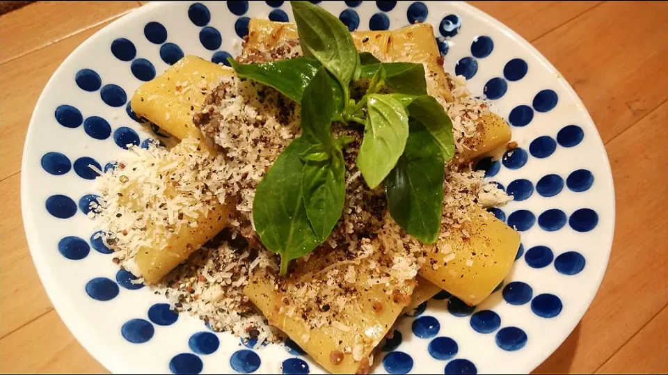 Paccheri con ragu' alla Genovese
パッケリ アッラ ジェノベーゼ
|Masahiko Aasanoさん