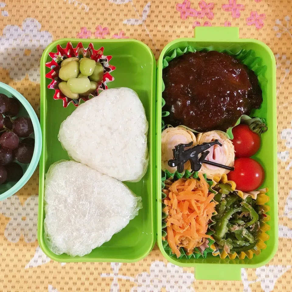 夏休み学童お弁当|でこちゃびんさん