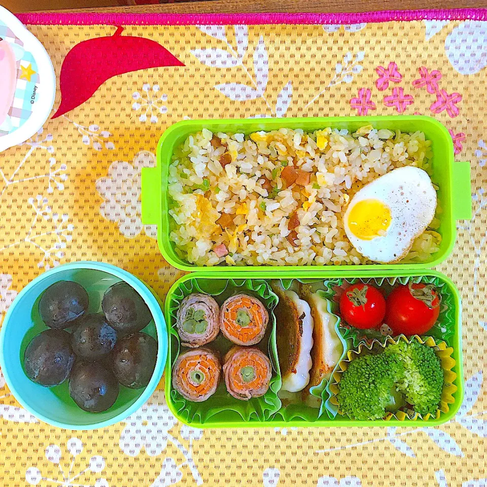 夏休み学童お弁当　チャーハン|でこちゃびんさん