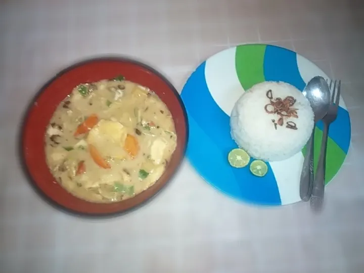 soto ayam kuah santan|Celvy Priatna Handayaniさん