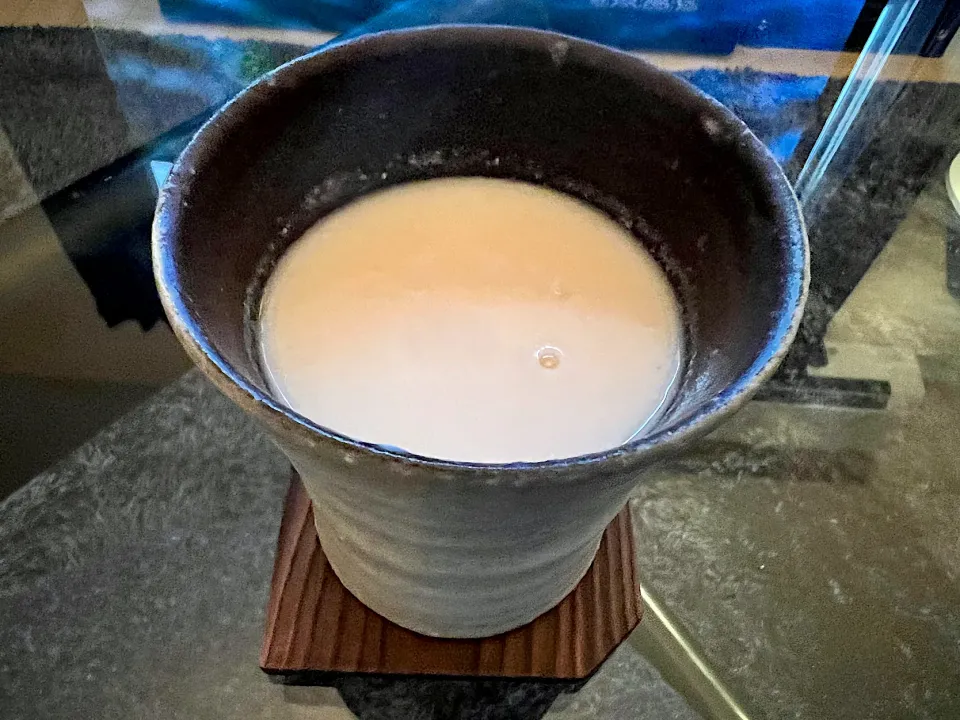 酒粕で甘酒。日本酒入れ過ぎて酔う🍶|yokoさん