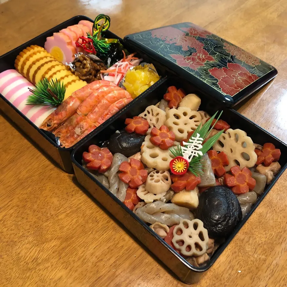 Snapdishの料理写真:お正月のお節料理🎍|トントンさん