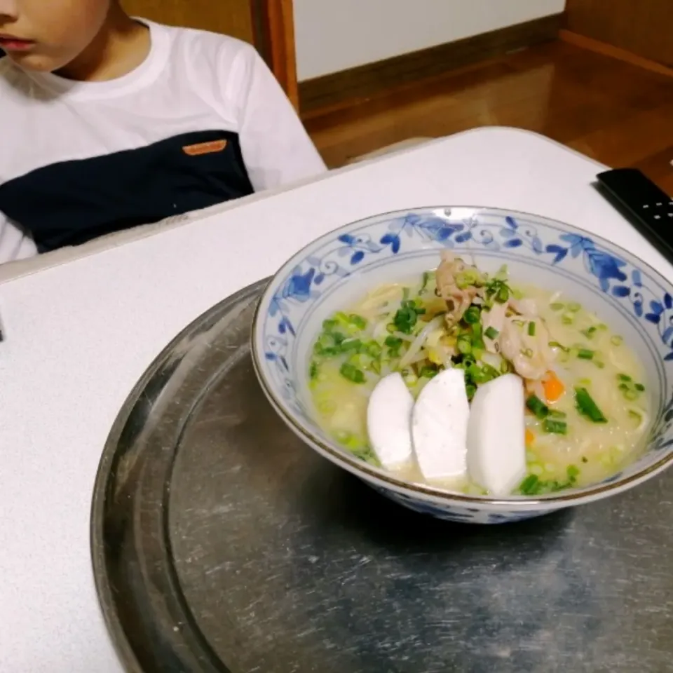 熊本ラーメン+野菜炒め。|ariyo4200さん