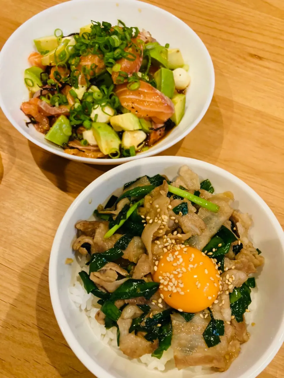 豚玉丼＆サーモンとアボカドの塩昆布漬け|しださん